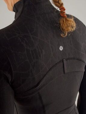 Lululemon Define Jacket | Black Nesting Black Bird Embossed | Size 8